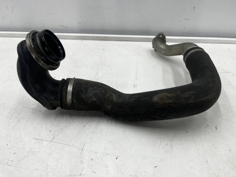 Rura Opel Insignia A 2.0 CDTI przewód dolotowy intercoolera wąż powietrza vrbf20528