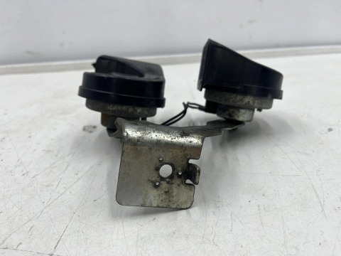 Klakson Opel Insignia A 08-17r. sygnał dźwiękowy 0055306