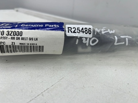 Listwa Hyundai i40 11-19r. NOWA lewa tylna uszczelka drzwi CHROM zewnętrzna szyby zgarniająca lewy tył 832103z000