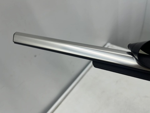 Listwa Hyundai i40 11-19r. NOWA lewa tylna uszczelka drzwi SATYNA zewnętrzna szyby zgarniająca lewy tył 832103z010