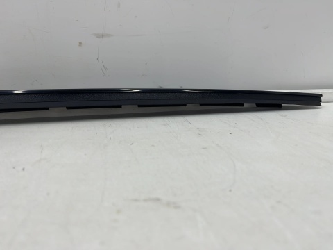 Listwa Hyundai i40 11-19r. NOWA prawa nakładka zgarniająca szyby przedniej czołowej zaślepka 861323z000