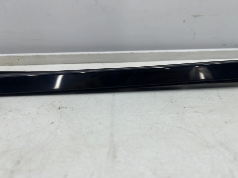 Listwa Hyundai i40 11-19r. NOWA prawa nakładka zgarniająca szyby przedniej czołowej ze ślizgiem zaślepka 861323z000 861393z000