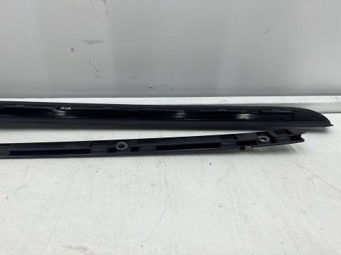Listwa Hyundai i40 11-19r. NOWA prawa nakładka zgarniająca szyby przedniej czołowej ze ślizgiem zaślepka 861323z000 861393z000