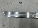 Nakładka progu Opel Insignia A 08-17r. lewa prawa wewnętrzna listwa progowa oryginalna 13272117