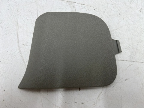 Plastik Jepp Grand Cherokee 3 III 05-10r. lewa przednie osłona zaślepka fotela kierowcy 5kd27zj3aa