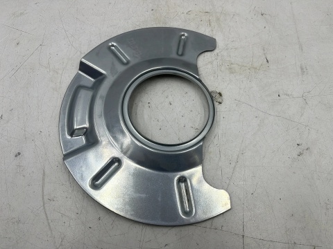 Tarcza kotwiczna Fiat Sedici Suzuki Sx4 05-14r. osłona tarczy hamulcowej przód 71742851