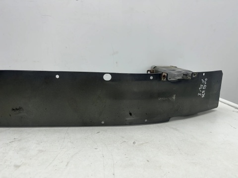 Belka zderzaka Opel Insignia A 08-17r. przednie wzmocnienie przód 13235552