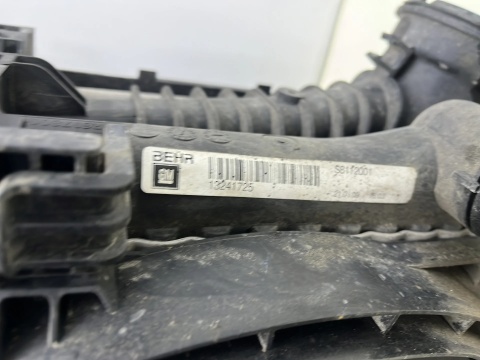 Hłodnica wody Opel Insignia A 08-17r. 2.0 CDTi intercooler chłodnica klimatyzacji wiatrak KOMPLET 13241751 13223018