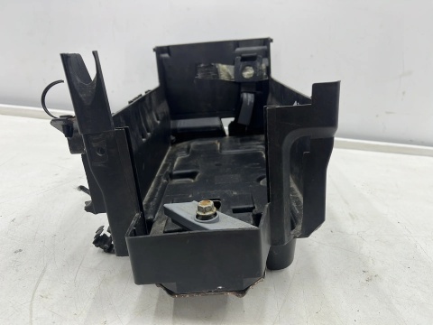 Podstawa akumulatora Opel Insignia A 2.0 CDTi obudowa 13310741