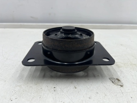 Poduszka silnika Fiat Sedici Suzuki Sx4 05-14r. 1.9D diesel mocowanie łapa silnika nowe orginalne 71743951