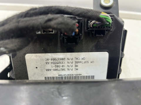 Siłownik Opel Insignia A 08-17r. lewy prawy teleskop ELEKTRYCZNY bagażnika klapy pompka