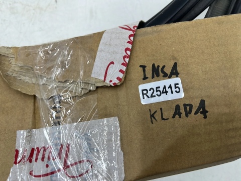 Uszczelka Opel Insignia A 08-17r. kombi guma klapy bagażnika karoseryjna