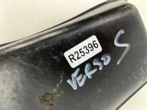 Wykładzina Toyota Verso S VersoS 10-17r. gumowa wanna bagażnika wycieraczka oryginalna pz434-d0200-pj