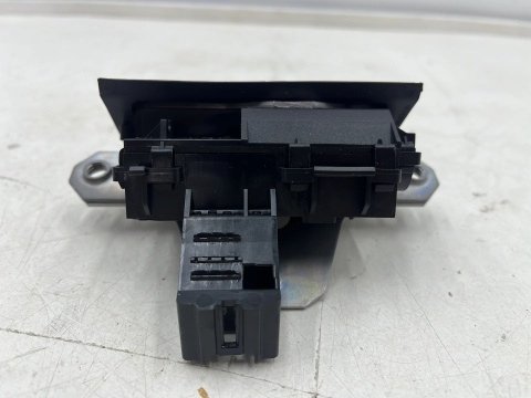 Zamek klapy bagażnika Land Rover Freelander 2 II Evoque 1 I 06-18r. mechanizm lr072417