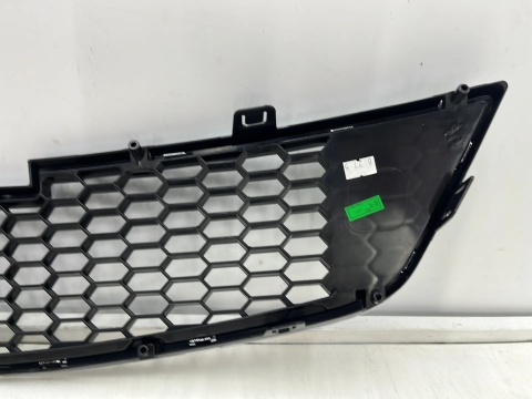 Atrapa Chevrolet Spark 3 III 10-15r. grill przednia maskownica zderzaka 95961829
