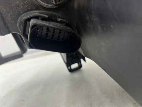 Lampa reflektor VW Volkswagen ID.4 ID.5 20r.- PRAWA przednia LED 4pin Europa oryginał prawy przód