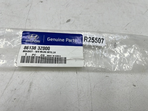 Listwa Hyundai i40 11-19r. NOWY lewy ślizg nakładki zgarniającej szyby przedniej czołowej listwa montażowa 861383z000