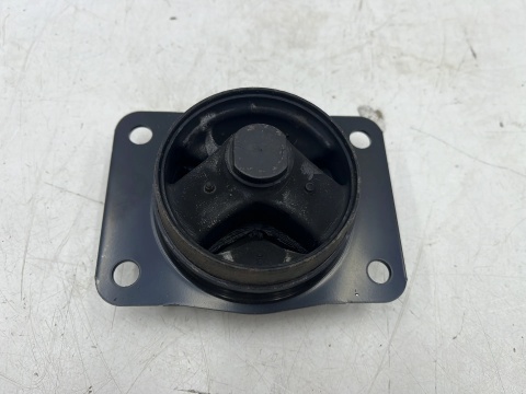 Poduszka silnika Suzuki Sx4 Fiat Sedici 05-14r. 1.9D diesel mocowanie łapa