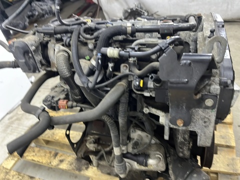 Silnik Opel Insignia A Astra J Zafira C 2.0 CDTI Diesel 130km kod A20DTH KOMPLETNY z wtryskami turbiną