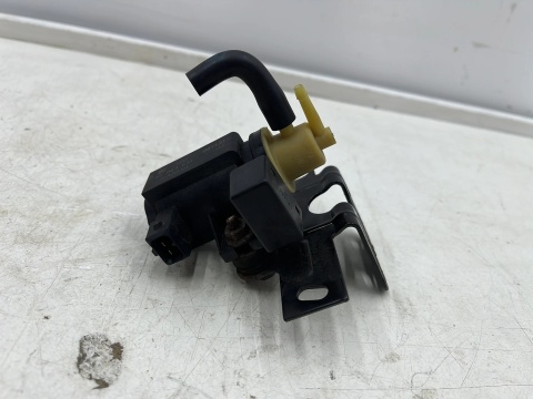Zawór podciśnienia Opel Insignia A Zafira B Corsa D Astra H 04-17r. 1.9 2.0 1.3 CDTI 55563534