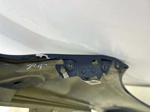Błotnik Volvo S90 V90 17-25r.- lewy przedni lewy przód