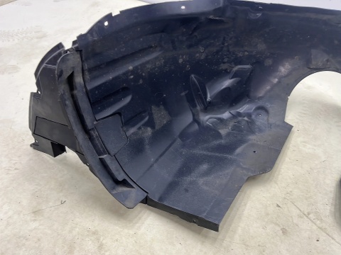 Nadkole Audi Q3 II F3 18-25r. LEWE przednie ORYGINAL lewy przód 83a821171