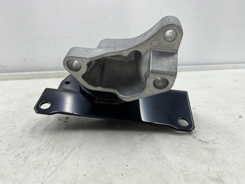 Poduszka silnika Suzuki Ignis 3 III 16r.- lewe mocowanie łapa silnika oryginalna 11620-62r00