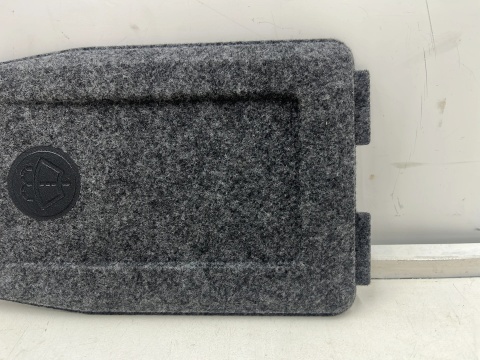 Tapicerka Mitsubishi Lancer 03-11r. PRAWA zaślepka zbiorniczka spryskiwaczy pokrywa tapicerki bagażnika prawy tył nowy mr572999