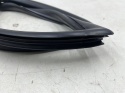 Uszczelka Land Cruiser J70 84-03r. NOWA lewa guma szyby klapy bagażnika szyby 68292-90K00