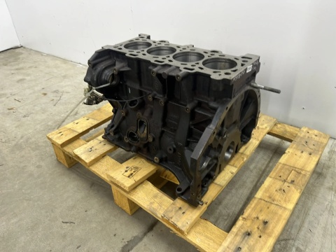 Blok silnika Renault Master III Movano B NV400 10-24r. 2.3 dCI CDTI 125km nominał m9tb870