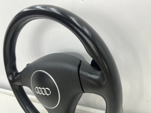 Kierownica Audi A3 8P 04-13r. skórzana trójramienna łopatki z poduszką Airbag EUROPA 8p0419091p