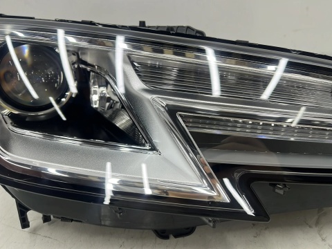 Lampa reflektor Audi A4 B9 8w 15-19r. PRAWA przednia XENON KSENON + LED oryginalna EUROPA prawy przód 8w0941006