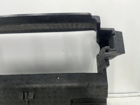 Osłona chłodnicy Skoda Enyaq iV Elroq 21r.- kierownica powietrza pasa przedniego wlot atrapy absorber pianka 5la121293b