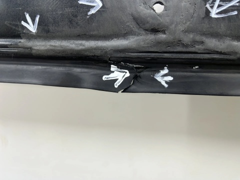 Osłona pod silnik BMW M5 G90 G99 24r.- płyta dolna podwozia pod silnik 8083763 19183210