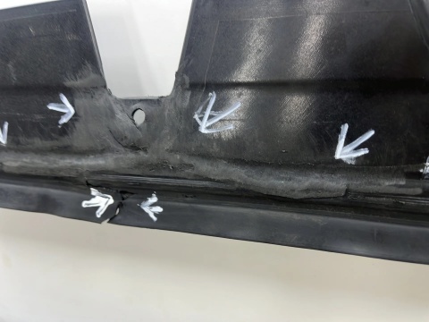 Osłona pod silnik BMW M5 G90 G99 24r.- płyta dolna podwozia pod silnik 8083763 19183210