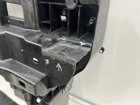Pas przedni VW Caddy 5 V 2020r.- wzmocnienie ramka chłodnic 2k7805588