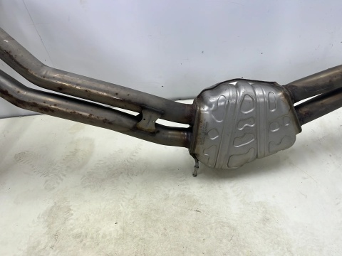 Wydech Bentley Bentayga 15r.- tłumik środkowy końcowy rura 36a253611d 36a253411e 36a253181h
