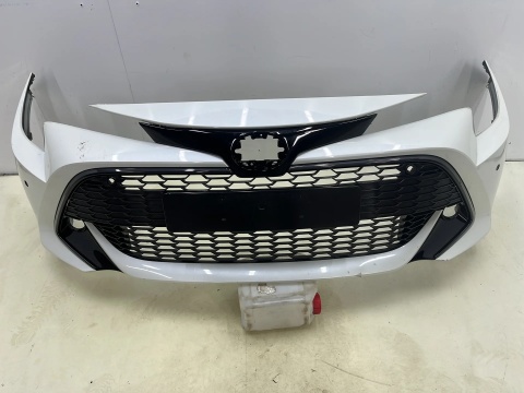 Zderzak przedni Toyota Corolla E21 18-23r. przód HB 4XPDC 52119-02S20 Kombi Hatchback Przedlift