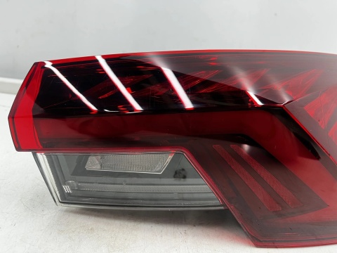 Lampa Skoda Octavia 4 IV sedan kombi 19-24r. prawa tylna full LED Crystal Lighting w błotnik oryginalna Europa 5e3945208a
