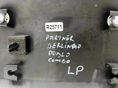 Listwa Citroen Berlingo Partner Doblo Combo E ProAce City 18r.- lewa przednia nakładka dolna drzwi rant lewy przód 9817696377