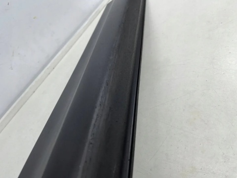 Listwa Mazda CX-5 I 12-17r. prawa przednia dolna nakładka drzwi bocznych prawy przód kd5351rb1
