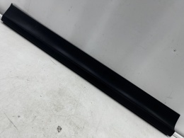 Listwa Porsche Cayenne III 9y 17r.-LEWA przednia dolna nakładka drzwi bocznych strukturalna lewy przód 9y0837095