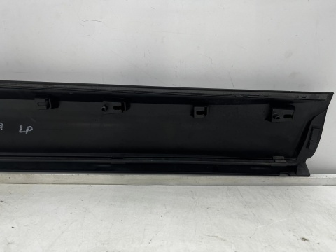 Listwa Skoda Kodiaq I 16-24r. lewa przednia nakładka dolna drzwi lewy przód 565854939a
