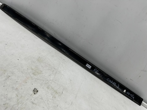 Listwa VW Caddy 3 III 2k 03-15r. prawa przednia dolna nakładka drzwi bocznych prawy przód 2k0853516e