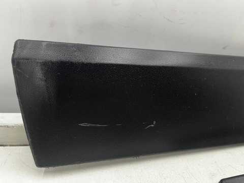 Listwa VW Taigo 21r.- lewa tylna nakładka dolna drzwi rant lewy tył 2g7854949 2g7854819b
