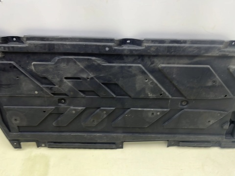 Osłona podwozia Mercedes W177 18r.- prawa dolna płyta boczna oryginalna a1776808603