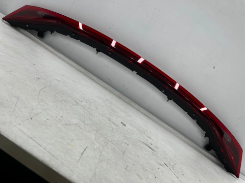 Lampa Cupra Formentor 20-24r. tylne światło w klapę bagażnika blenda LED 5ff945307b