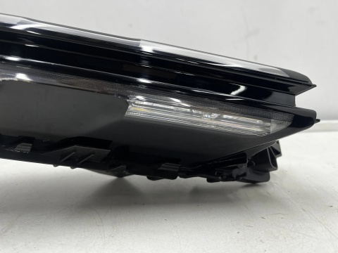 Lampa reflektor Porsche Panamera III 972 976 E-Hybrid 24r- PRAWY przedni LED DRL w zderzak kierunek 976953042e
