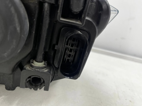 Lampa reflektor VW Polo 6 VI 2g 17-21r. PRAWA przednia zwykła H7 EU oryginalna prawy przód 2g1941006