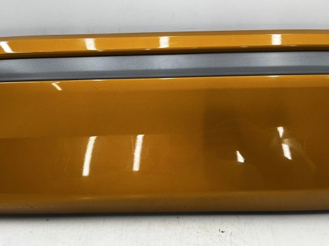 Listwa Audi Q8 18r.- prawa tylna nakładka dolna drzwi prawy tył 4m8853969